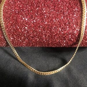 Elegant Gold Chain Necklace